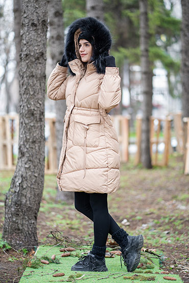 Дълго яке квадратни джобове и висулки яка лисица d76009