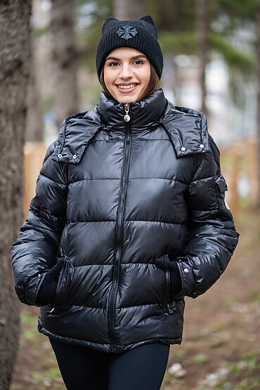 Късо яке с джоб на ръкава